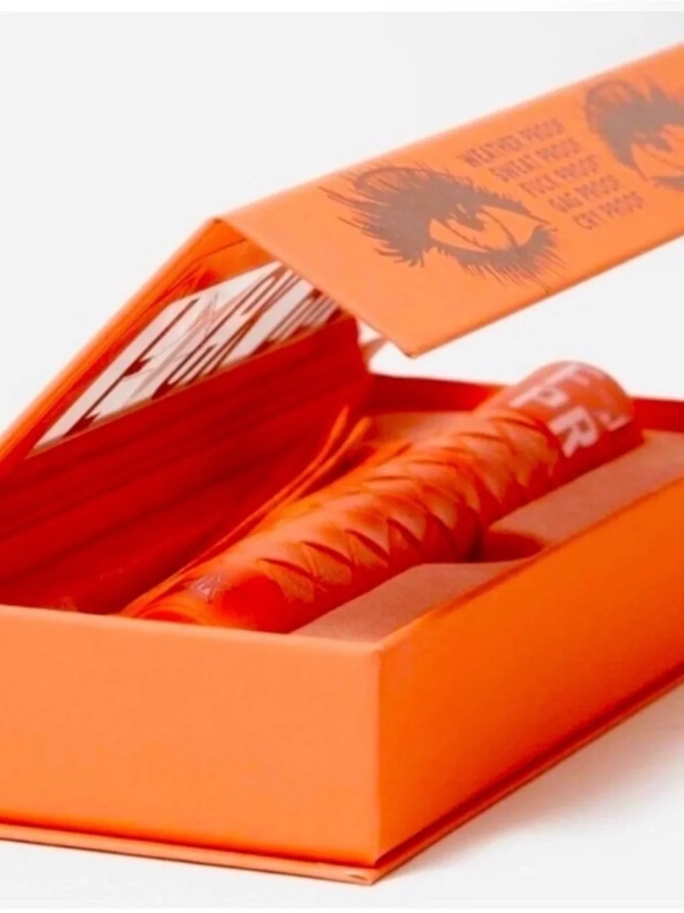 Jeffree Star Blood Orange Proof Mascara